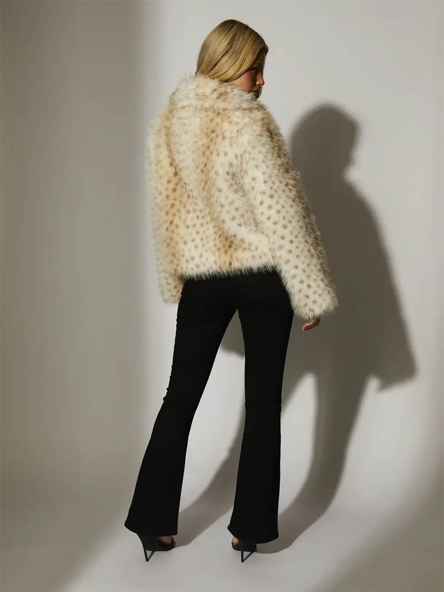 Deer Print Faux Fox Fur Cropped Shaggy Jacket in Beige Fluffy Lapel Collar School Student Trendy Warm Fur Coat Winter Outfit