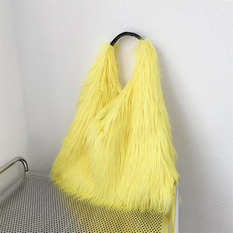 00s Cool Y2k Street Girls Hot Fluffy Furry Shoulder Bag Women Luxury Brand Fashion Faux Fur Hobos Big Tote Bag Harajuku Handbags