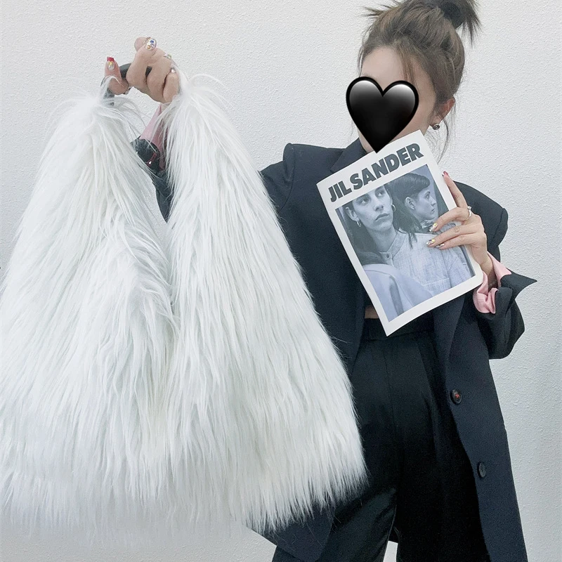 00s Cool Y2k Street Girls Hot Fluffy Furry Shoulder Bag Women Luxury Brand Fashion Faux Fur Hobos Big Tote Bag Harajuku Handbags