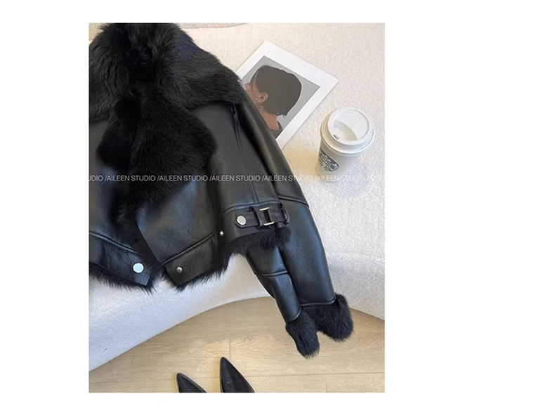 Lautaro Autumn Winter Cool Short Loose Black Thick Warm Soft Hairy Faux Sheepskin Coat Women Luxury Designer Fluffy Jacket 2025