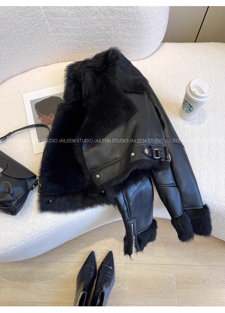 Lautaro Autumn Winter Cool Short Loose Black Thick Warm Soft Hairy Faux Sheepskin Coat Women Luxury Designer Fluffy Jacket 2025