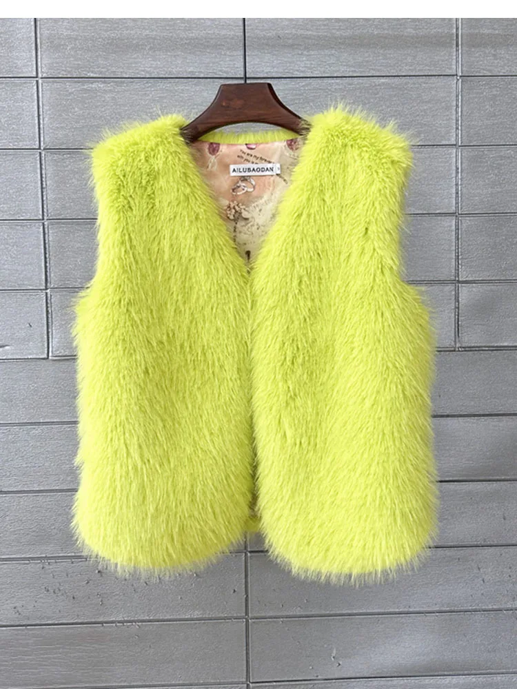 ZADORIN 2026 Autumn Winter Fashion Fur Waistcoat Women Casual Warm Faux Fur Vest V Neck Pink Black White Faux Fur Coat Crop Tops