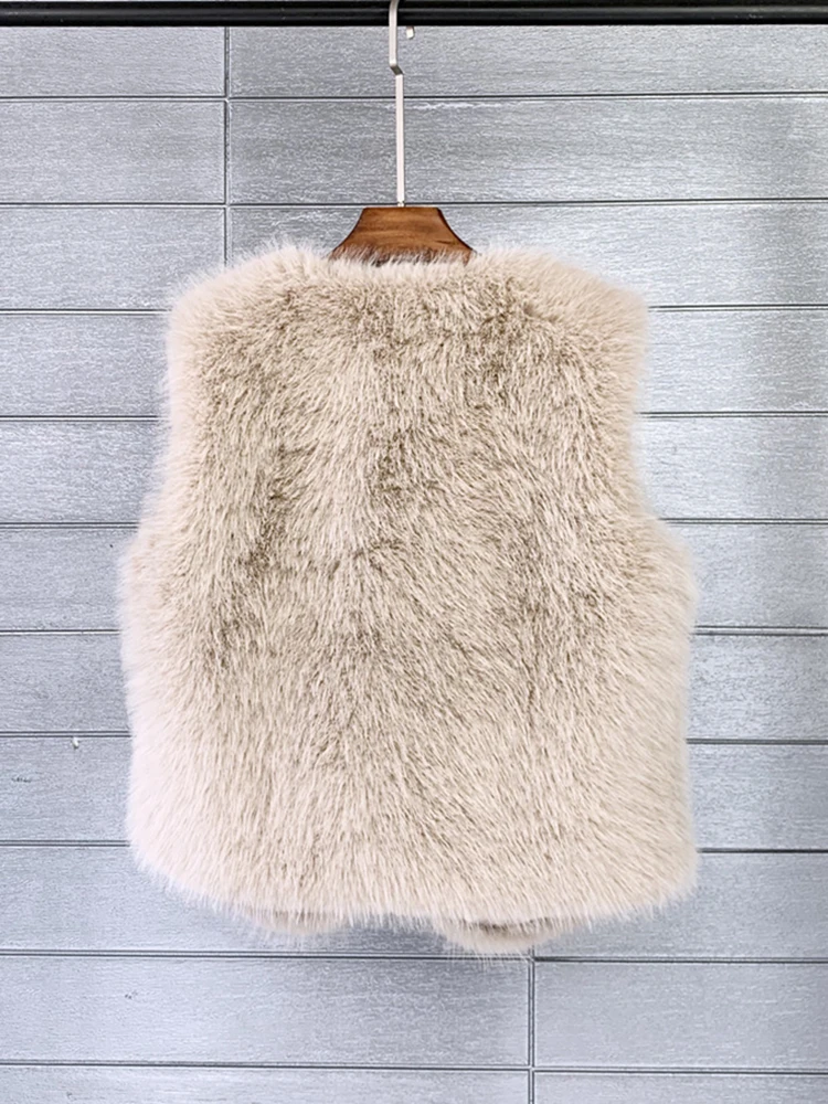 ZADORIN 2026 Autumn Winter Fashion Fur Waistcoat Women Casual Warm Faux Fur Vest V Neck Pink Black White Faux Fur Coat Crop Tops