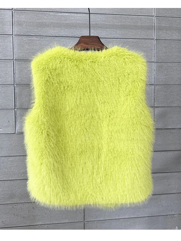 ZADORIN 2026 Autumn Winter Fashion Fur Waistcoat Women Casual Warm Faux Fur Vest V Neck Pink Black White Faux Fur Coat Crop Tops