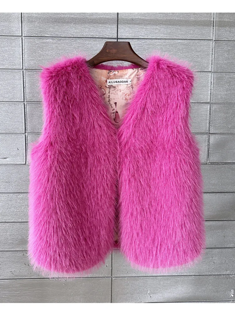 ZADORIN 2026 Autumn Winter Fashion Fur Waistcoat Women Casual Warm Faux Fur Vest V Neck Pink Black White Faux Fur Coat Crop Tops