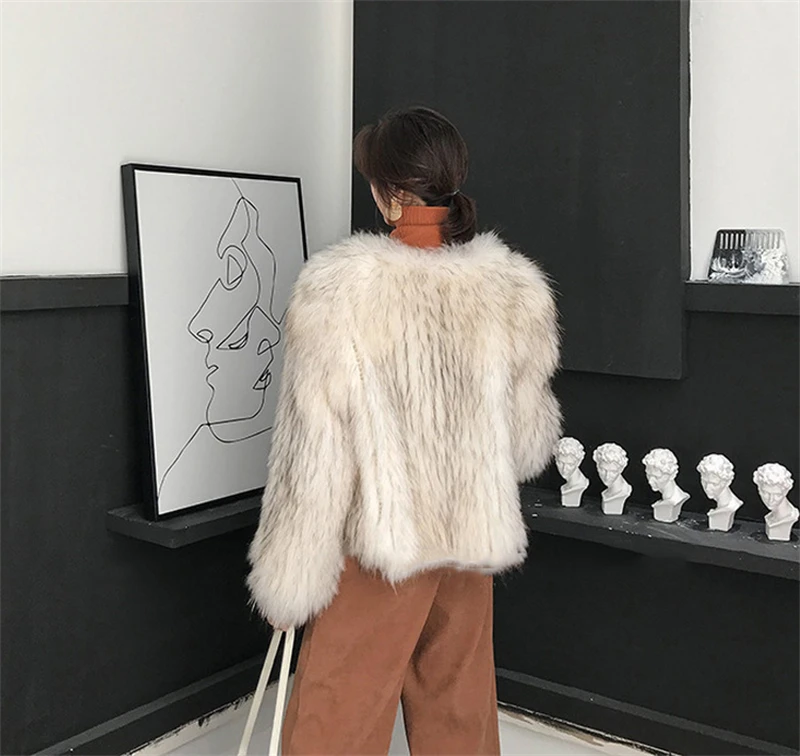 FANIECES Luxury Faux Fur Coats Women Winter Long Sleeve Furry Collarless Cardigan Fluffy Short Artificial Fur Outerweart шуба