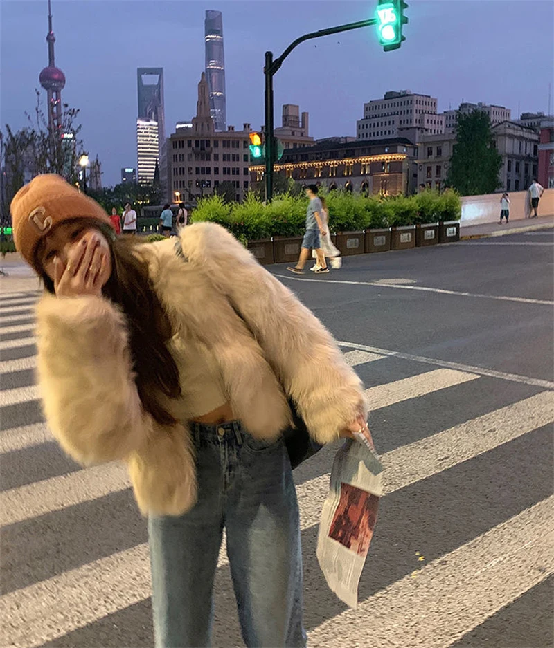 FANIECES Faux Fur Coat Women Luxury Collarless Short Fur Outwear Winter Elegant Thick Artificial Fur Jacket Warm Shaggy Overcoat