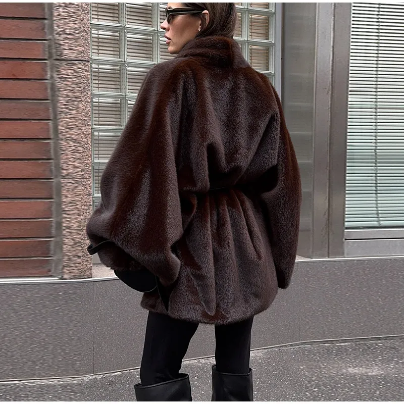 Vintage Brown Women's Faux Fur Coat Loose Full Sleeve Thicken Female Street Outerwear 2026 Autumn Winter Fashion Lady Jacket