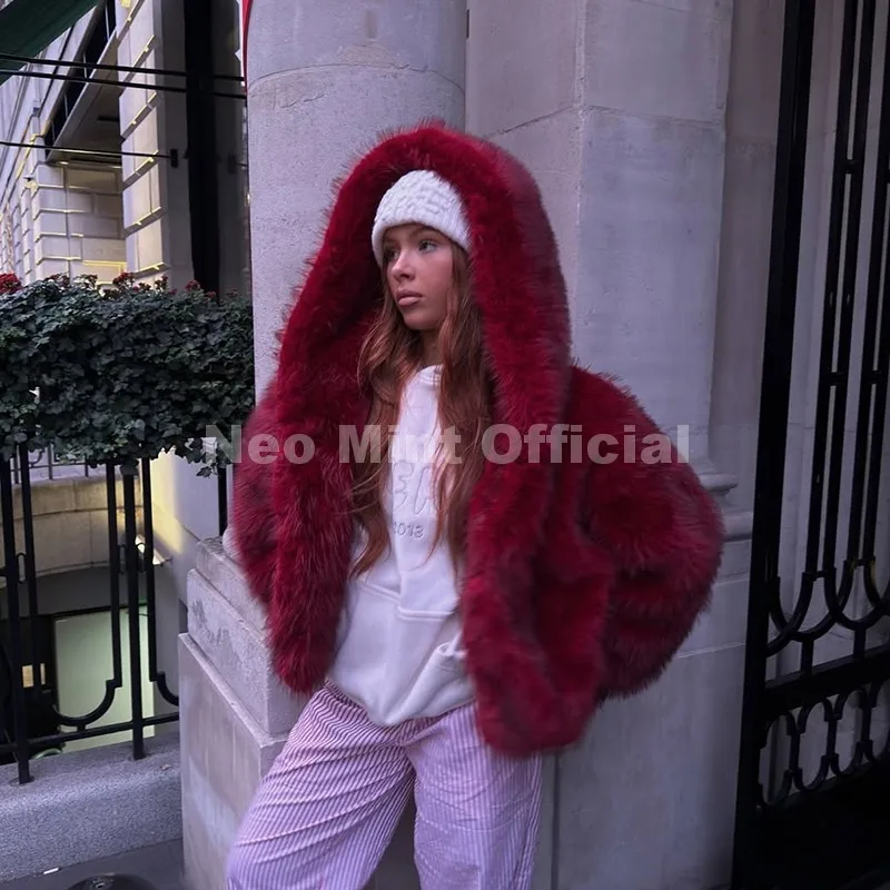 Neo Mint Y2k Brand Fashion Christmas Red Hooded Faux Fur Coat Women 2025 Winter Autumn Oversized Shaggy Overcoat Fox Fur Jacket