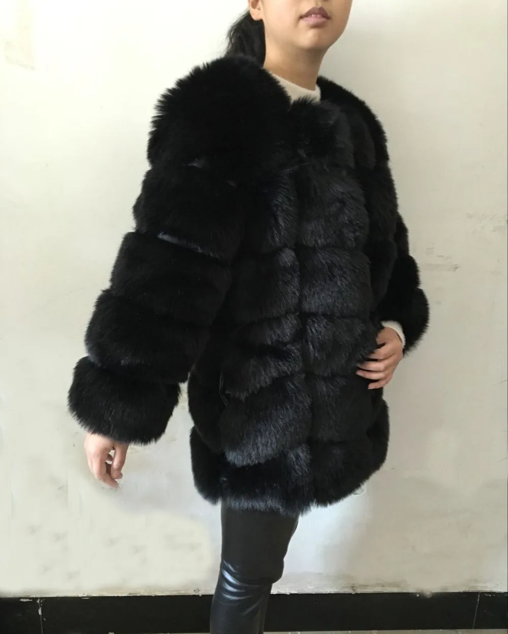 ZADORIN New Luxury Splicing Long Faux Fur Coat Woman Thick Warm Winter Fashion Fluffy Jacket Faux Fur Coats for Woman Outerwears