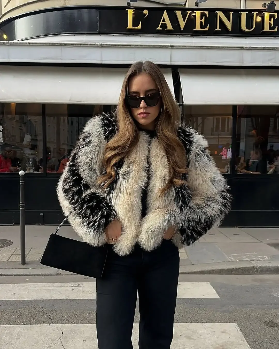 Women Color Block Faux Fur Coat Casual Round Neck Long-sleeved Fluffy Warm Crop Coats 2026 Winter Lady Chic Daily Street Jacket