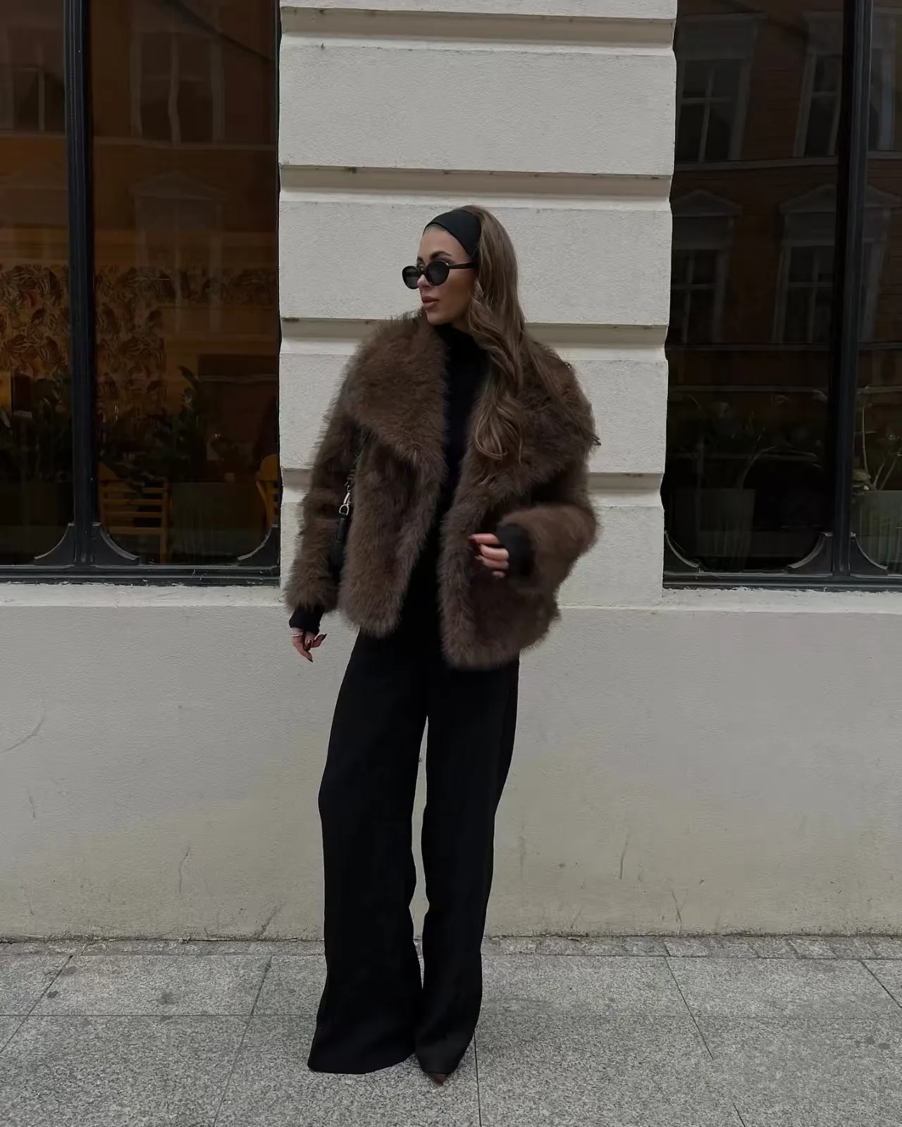 2025 Winter New Fashion Gradient Fluffy Fur Coat Women High Street Luxury Big Fur Collar Faux Fox Fur Jacket Female Overcoats