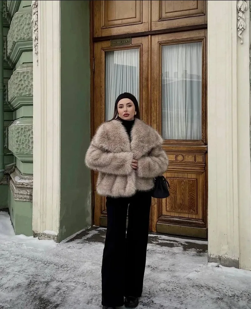 2025 Winter New Fashion Gradient Fluffy Fur Coat Women High Street Luxury Big Fur Collar Faux Fox Fur Jacket Female Overcoats