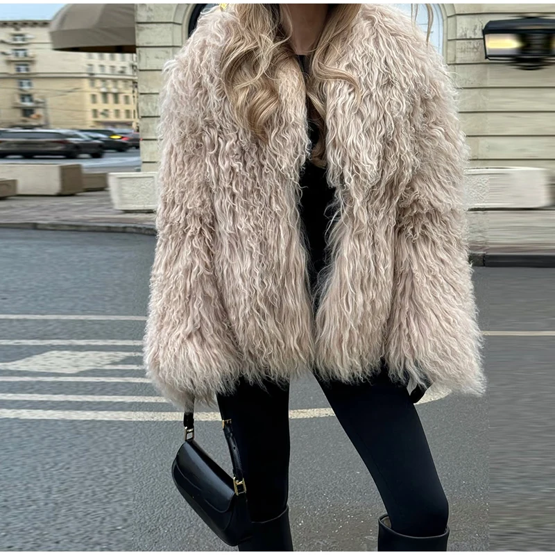 Fashion Faux Fur Coat Women Loose Lapel Full Sleeve Fluffy Short Overcoat 2025 Autumn Winter Street Lady Furry Warm Overcoat