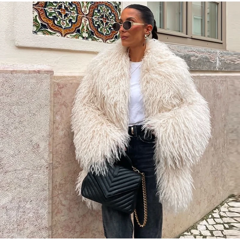 Fashion Faux Fur Coat Women Loose Lapel Full Sleeve Fluffy Short Overcoat 2025 Autumn Winter Street Lady Furry Warm Overcoat