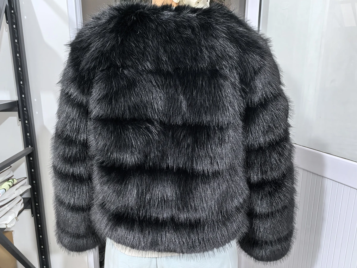 Fashion Short Faux Fox Fur Jacket for Women Winter Multi Color Thick Warm Long Sleeve Outerwear Woman Elegant Cozy Plush Jacket
