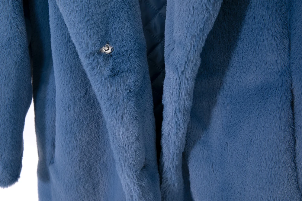 2026 New Women Winter Warm Faux Fur Coat Thick Women Long Coat Turn Down Collar Women Warm Coat With Belt Casaco Feminino