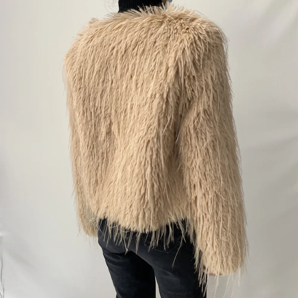 2023 New Springtime Fur Coat Women High Quality Fashion Faux Fur Coat Artificial Raccoon Braid Short Jacket
