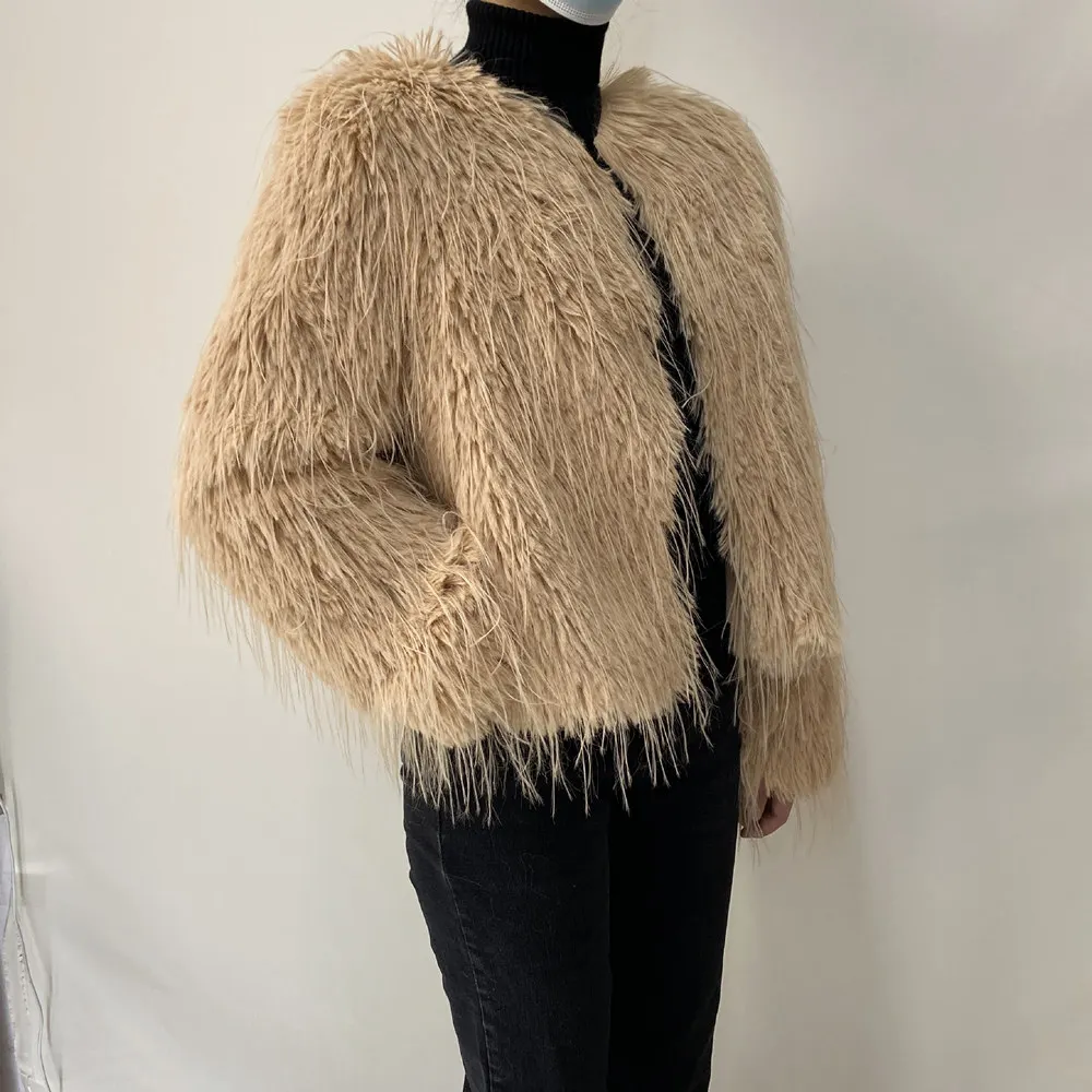2023 New Springtime Fur Coat Women High Quality Fashion Faux Fur Coat Artificial Raccoon Braid Short Jacket