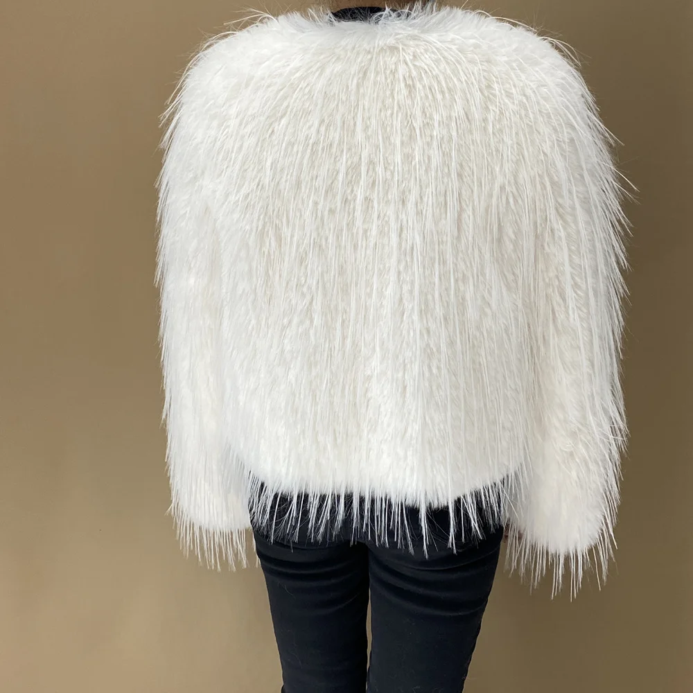 2023 New Springtime Fur Coat Women High Quality Fashion Faux Fur Coat Artificial Raccoon Braid Short Jacket