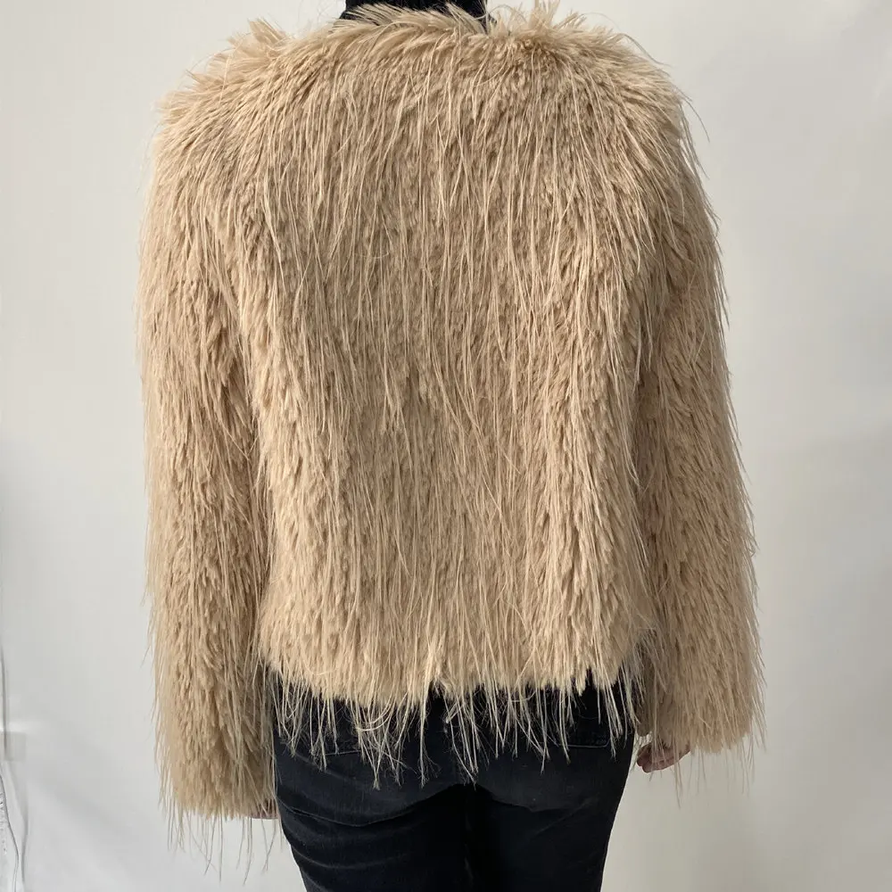 2023 New Springtime Fur Coat Women High Quality Fashion Faux Fur Coat Artificial Raccoon Braid Short Jacket
