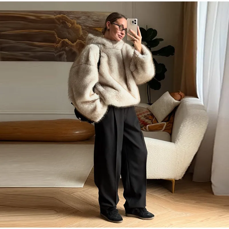 High Street Brown Faux Fur Hooded Pullover Women Full Sleeve Warm Thick Loose Tops 2026 Winter Lady Luxurious Furry Outwear