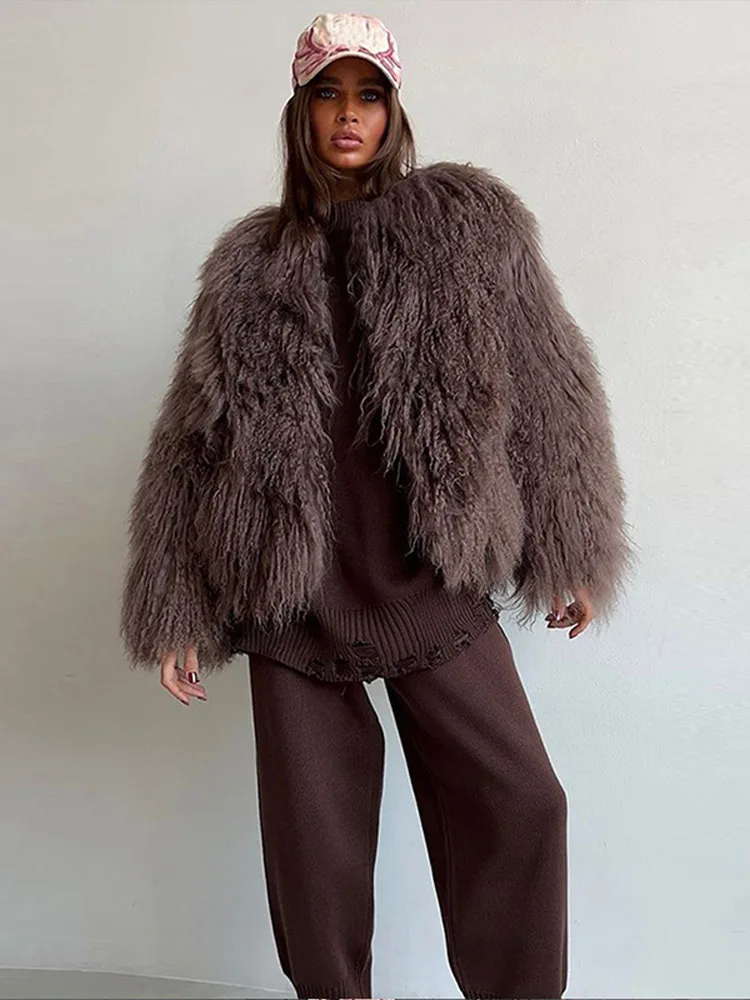 DEAT Fashion Brown Faux Fur Coat Women's Round Neck Loose Long Sleeves Thick Plush Short Jacket Winter New 7A1041