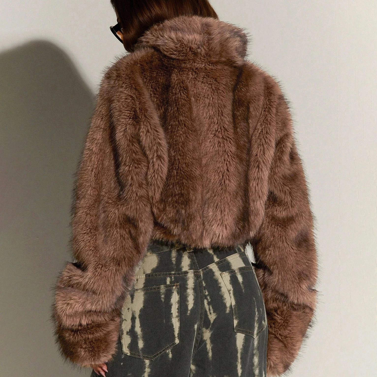 IG Women High Stand Collar Faux Fur Cropped Jacket, Long Sleeve Fluffy Short Coat, Winter Warm Casual Y2K Street Style Outerwear