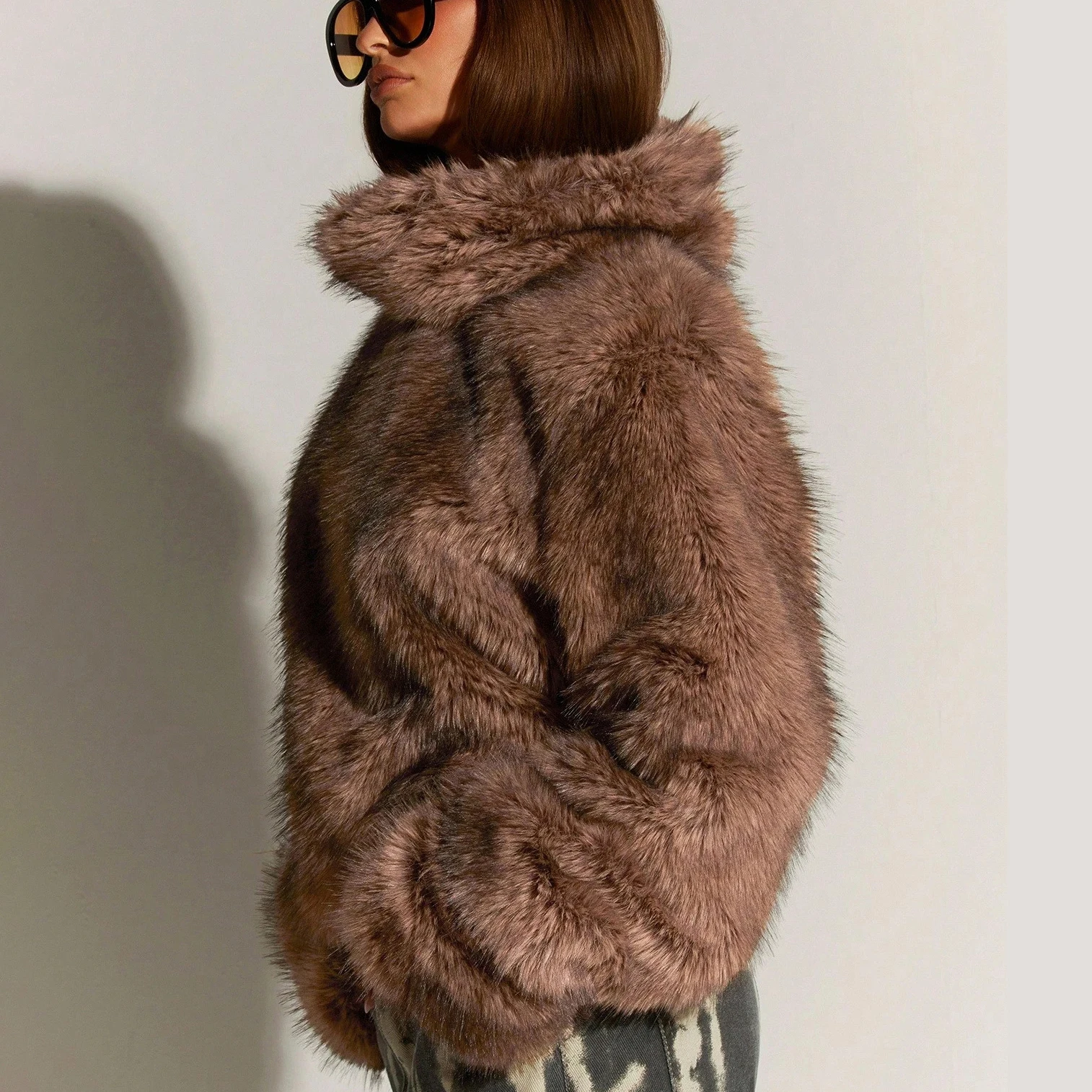 IG Women High Stand Collar Faux Fur Cropped Jacket, Long Sleeve Fluffy Short Coat, Winter Warm Casual Y2K Street Style Outerwear