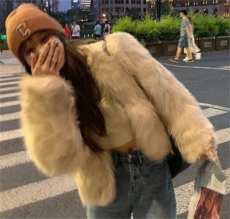 Autumn Winter Ladies High-end Short Faux Fur Coat Korean Female Fashion Casual Plush Jacket 2025 Women Long Sleeves Fur Outwear