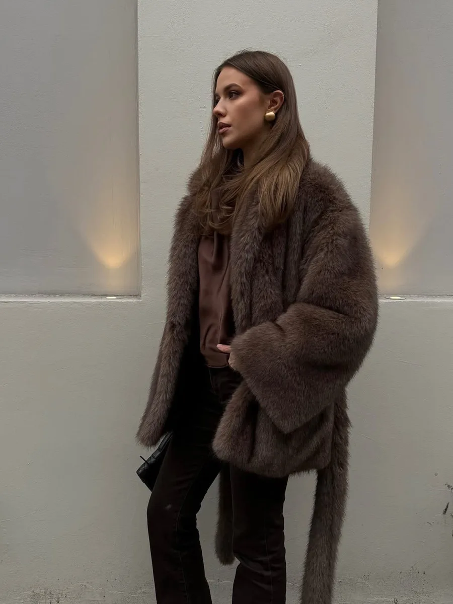 Fur Coat Warm High Quality Temperament Fashion Women Fur & Faux Fur Women 2026 Winter New Casual Long Sleeve Women Fur Coat H848