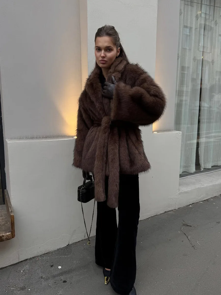 Fur Coat Warm High Quality Temperament Fashion Women Fur & Faux Fur Women 2026 Winter New Casual Long Sleeve Women Fur Coat H848