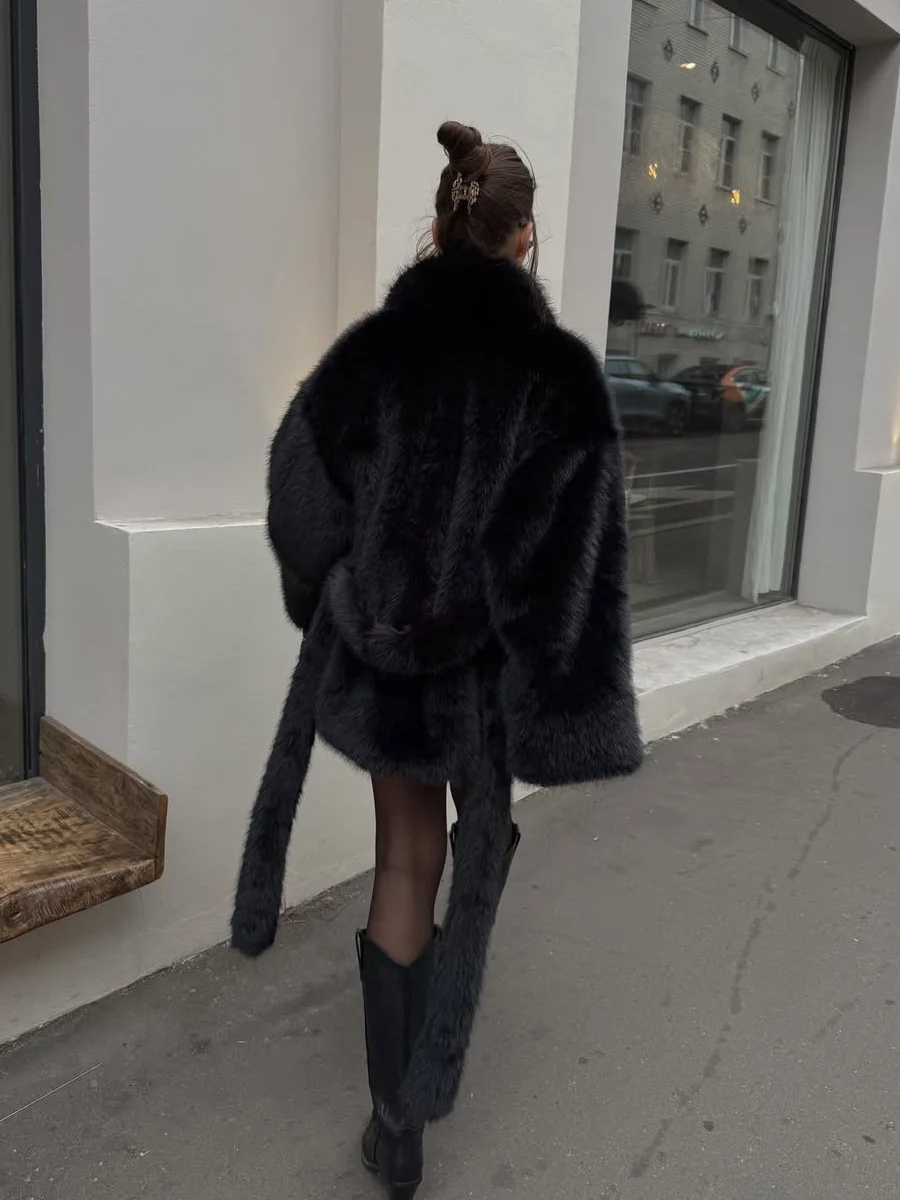 Fur Coat Warm High Quality Temperament Fashion Women Fur & Faux Fur Women 2026 Winter New Casual Long Sleeve Women Fur Coat H848