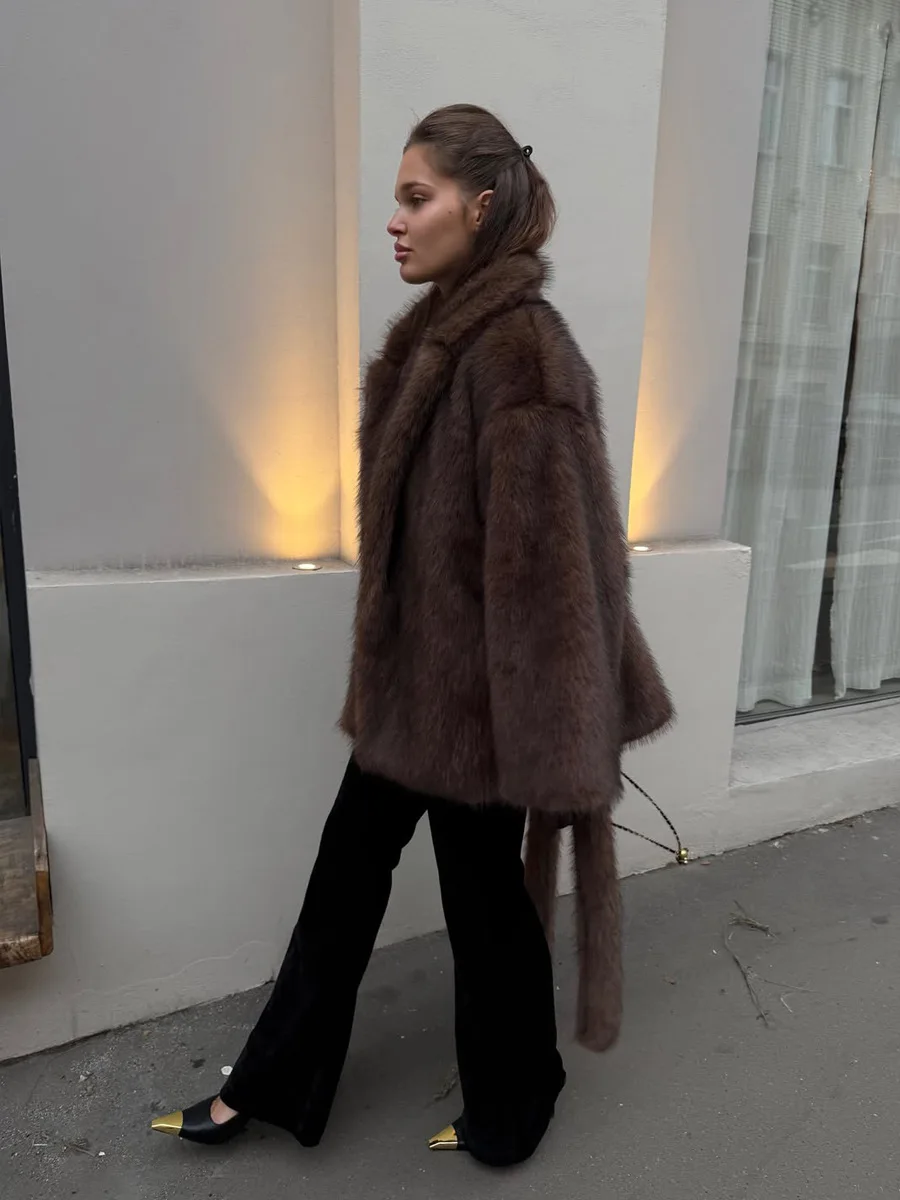 Fur Coat Warm High Quality Temperament Fashion Women Fur & Faux Fur Women 2026 Winter New Casual Long Sleeve Women Fur Coat H848