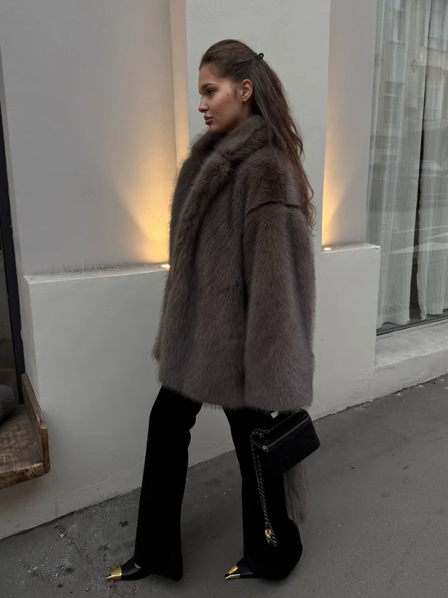 Fur Coat Warm High Quality Temperament Fashion Women Fur & Faux Fur Women 2026 Winter New Casual Long Sleeve Women Fur Coat H848
