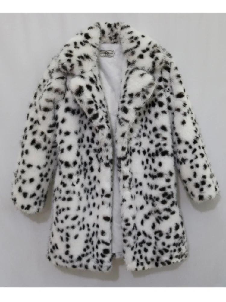 Women's faux fur coat, long and soft fur trim, suitable for autumn and winter, providing warmth and comfort for casual wear.