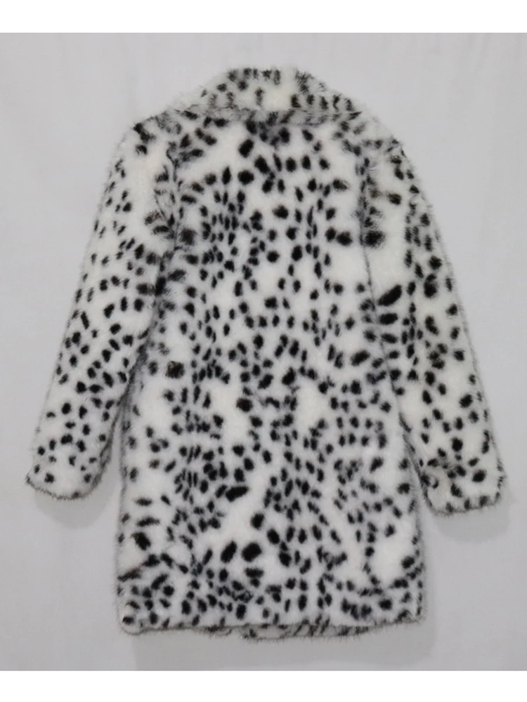 Women's faux fur coat, long and soft fur trim, suitable for autumn and winter, providing warmth and comfort for casual wear.