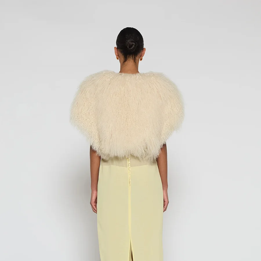 LGRQ Autumn Winter Furry Coat for Women Teddy Fur Bridal Cape Shawl Faux Fur Artificial Fur