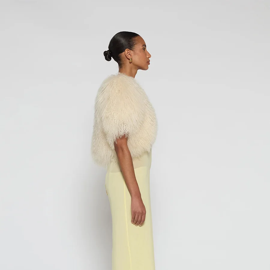 LGRQ Autumn Winter Furry Coat for Women Teddy Fur Bridal Cape Shawl Faux Fur Artificial Fur