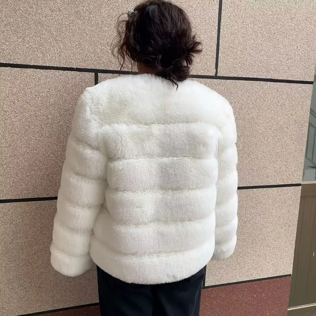 Women's Fluffy Faux Fur Coat Winter Hot Selling Fashionable Luxury Faux Fox Fur Coat Long Sleeve Ladies' Fake Fur Winter Clothin