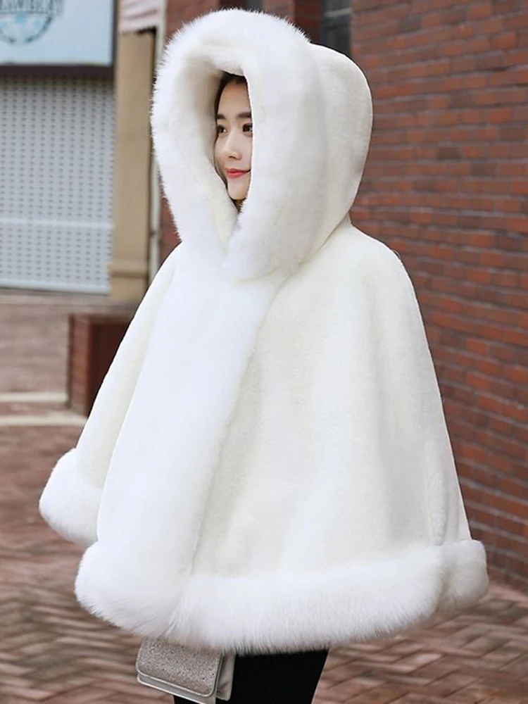 Women's new winter faux fur shawl cape style short Haining faux fox fur thick hooded windbreaker women jacket coats for women