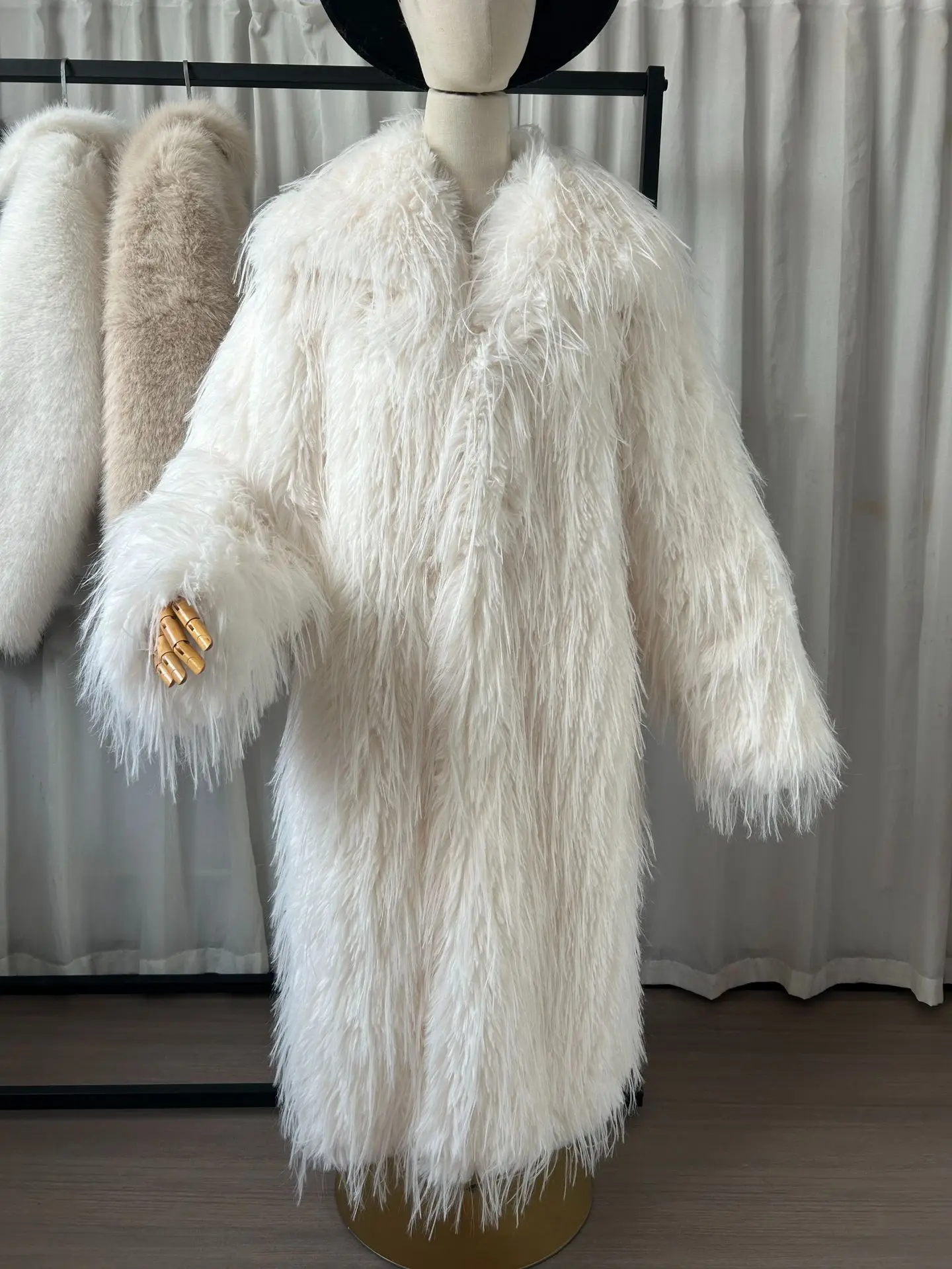 Faux Fur Women Long Coats Jackets Casual Coat Thick Warm Y2k Streetwear Jacket Elegant Work Outerwear Autumn Winter 2025