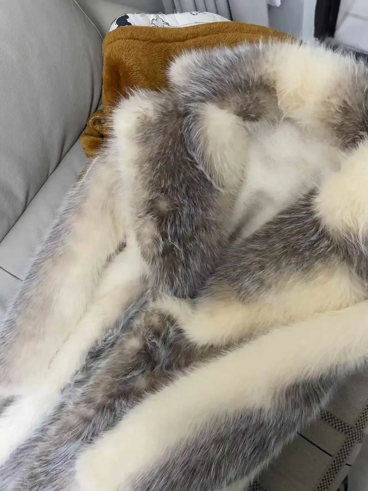 Winter Women High Quality Faux Fox Fur Coat Luxury Long Fur Coat Lapel OverCoat Thick Warm Female Plush Coats