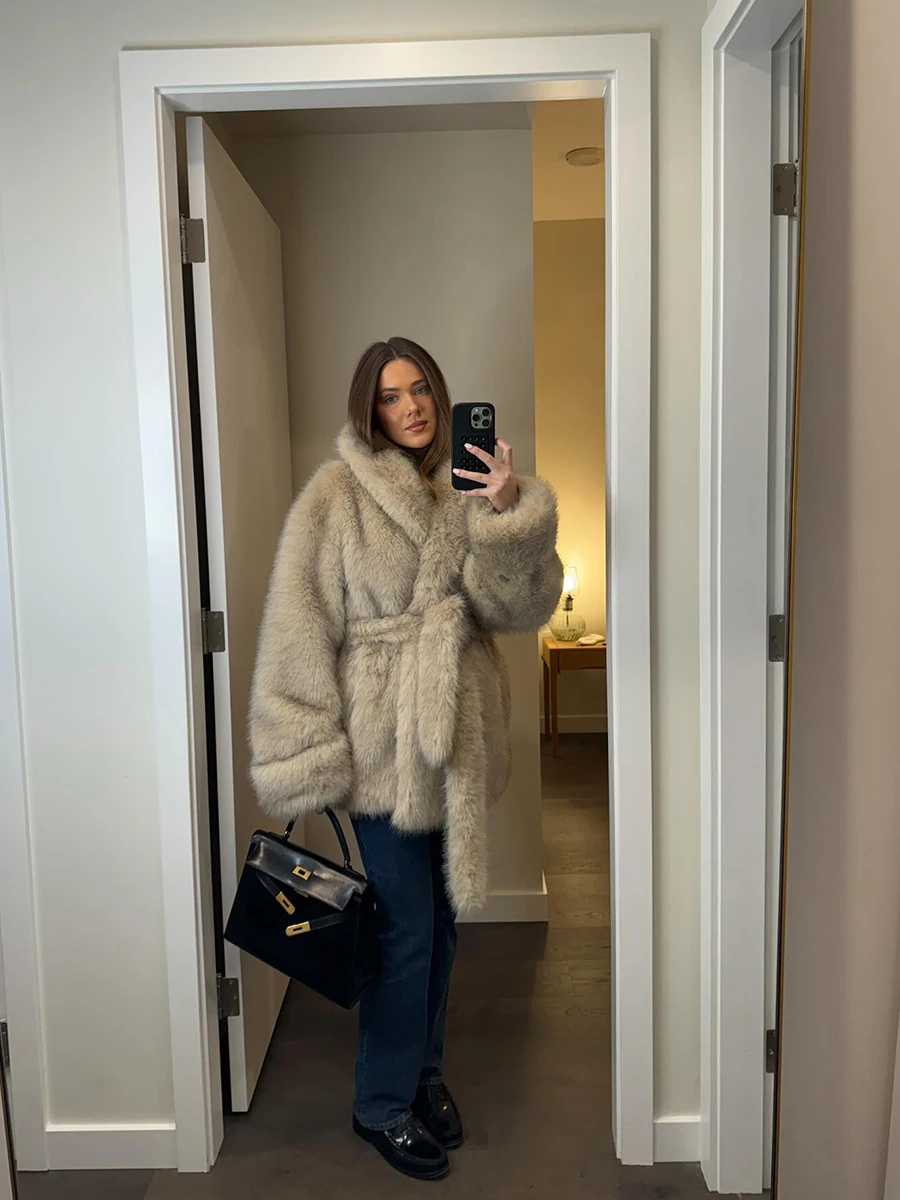 Gray Gradient Belt Oversized Tie Waist Faux Fur Maxi Women Coat for Chilly Winter Morning Old Money Clean Fit Cozy Outwear