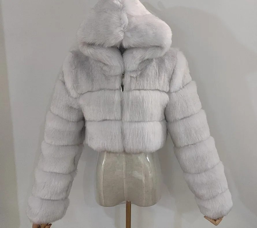 Women's Faux Fur Jacket Short with Hat, Faux Fox Fur Long Sleeved Patchwork Autumn and Winter New Style