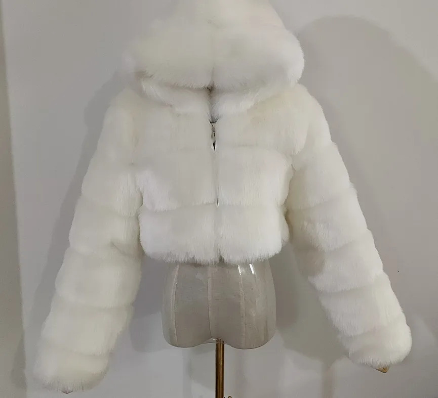 Women's Faux Fur Jacket Short with Hat, Faux Fox Fur Long Sleeved Patchwork Autumn and Winter New Style