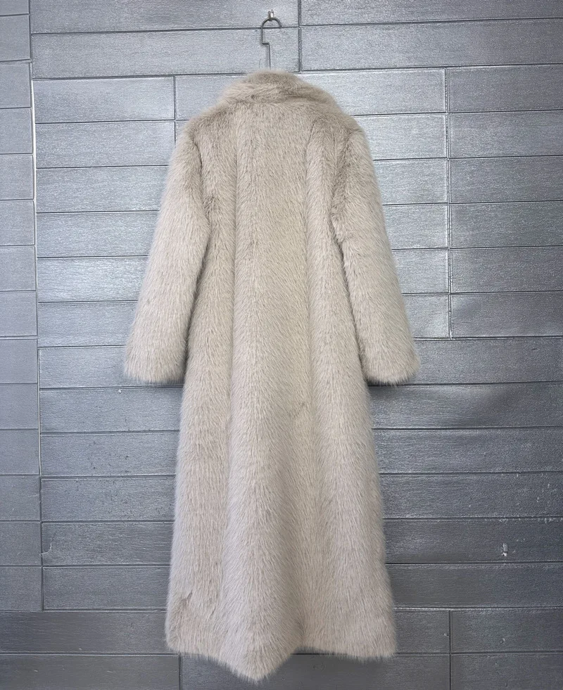 Overcoat Fur & Faux Fur 2026 New Fashion High Quality Women's Fur Coat Winter Season Style Lapel Thick Imitation Fur Women H320