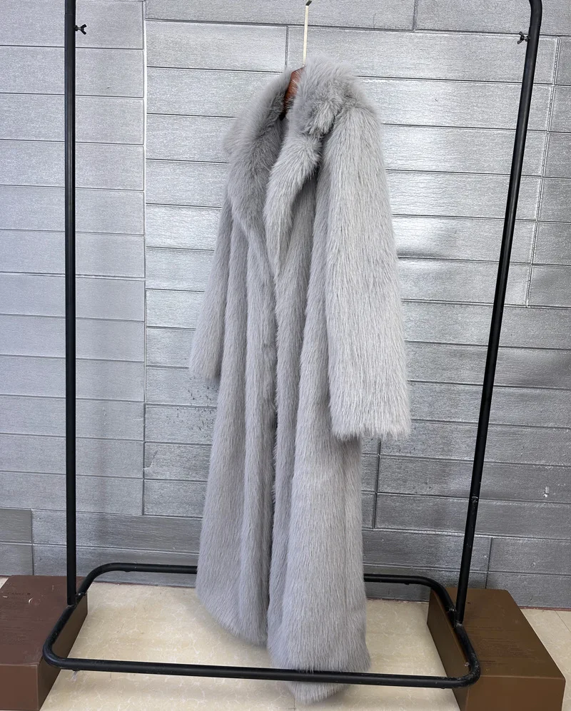 Overcoat Fur & Faux Fur 2026 New Fashion High Quality Women's Fur Coat Winter Season Style Lapel Thick Imitation Fur Women H320