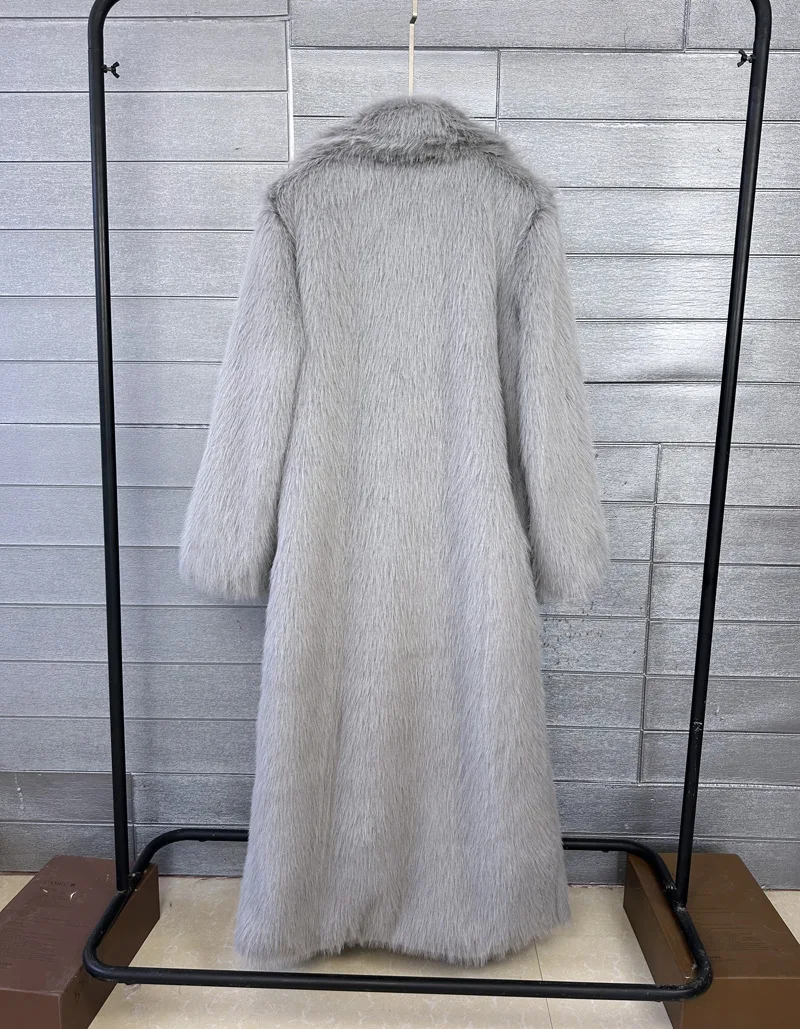 Overcoat Fur & Faux Fur 2026 New Fashion High Quality Women's Fur Coat Winter Season Style Lapel Thick Imitation Fur Women H320