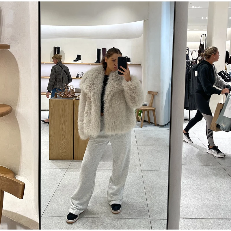 Elegant Luxury Thicken Brown Faux Fur Coats Women Loose Lapel Long Sleeve Furry Coats 2025 Winter Lady Warm Chic Outwear New